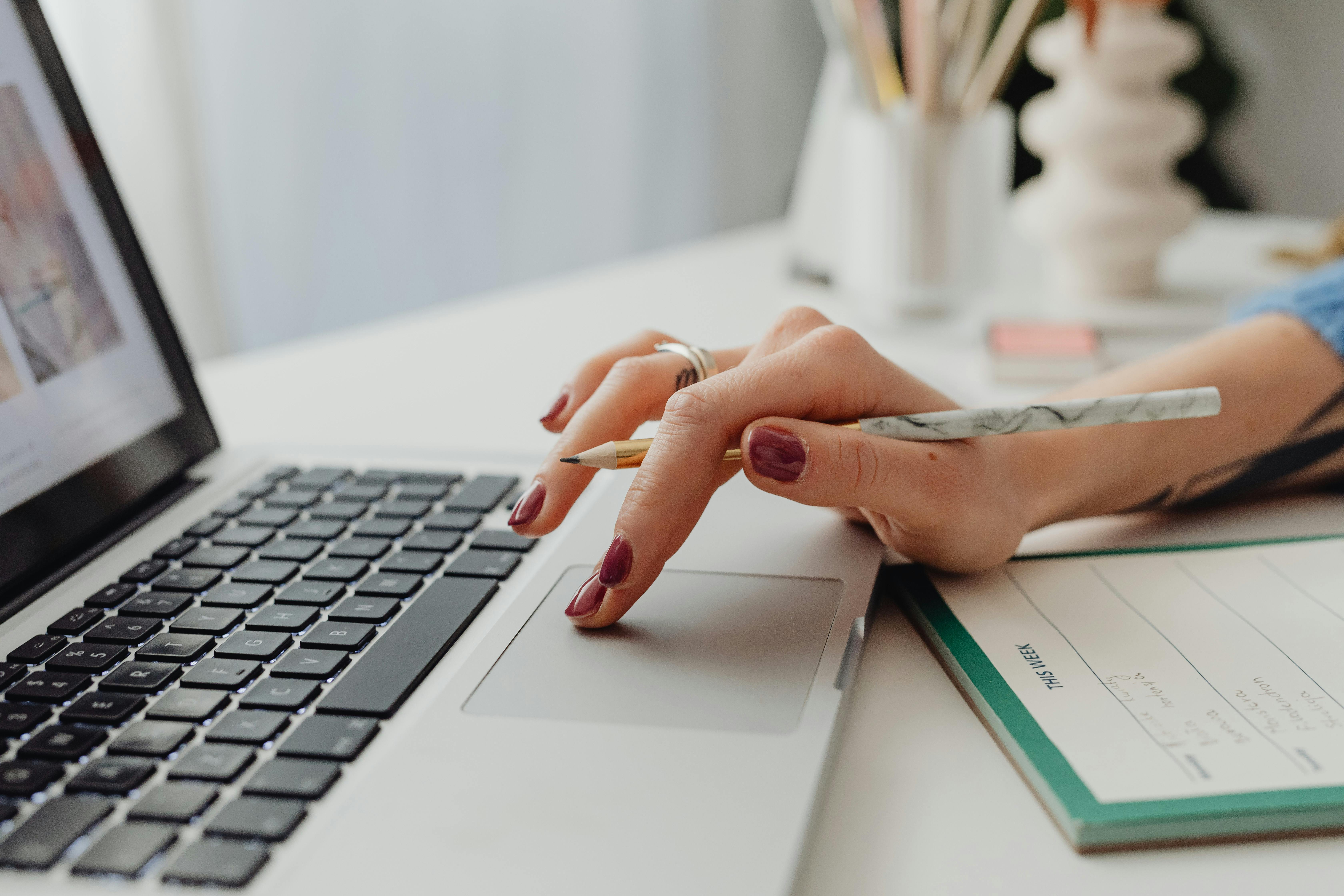 Mini Retirement Trend in India: Why Gen Z and Millennials Choose It