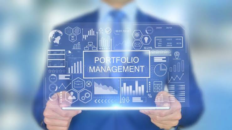 Optimizing Portfolio Management Services: Enhancing Returns While Minimum Risk